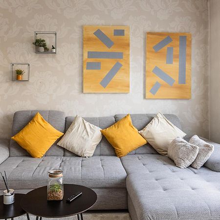 Nice Big Apartment 2Bds - Belgicka براغ المظهر الخارجي الصورة