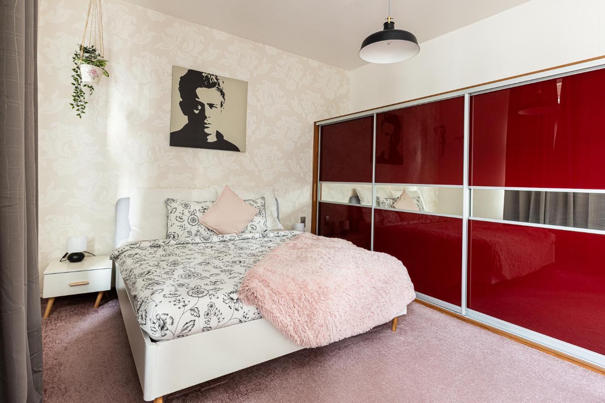 Nice Big Apartment 2Bds - Belgicka براغ المظهر الخارجي الصورة